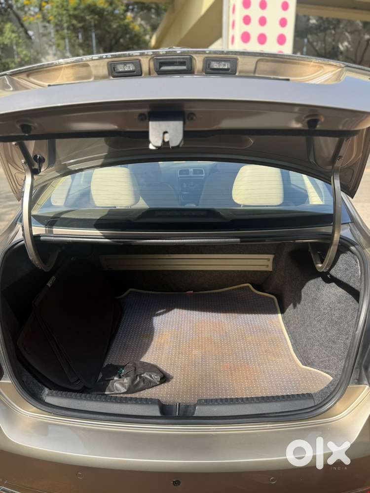 Volkswagen Vento 1.2 Tsi Highline At, 2016, Petrol