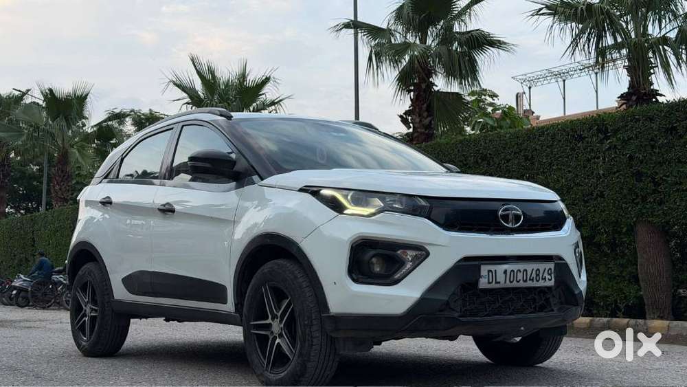 Tata Nexon 1.2 Revotron Xma Amt (s), 2021, Petrol