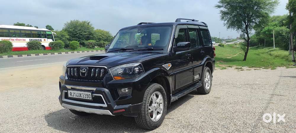 Mahindra Scorpio S10, 2017, Diesel