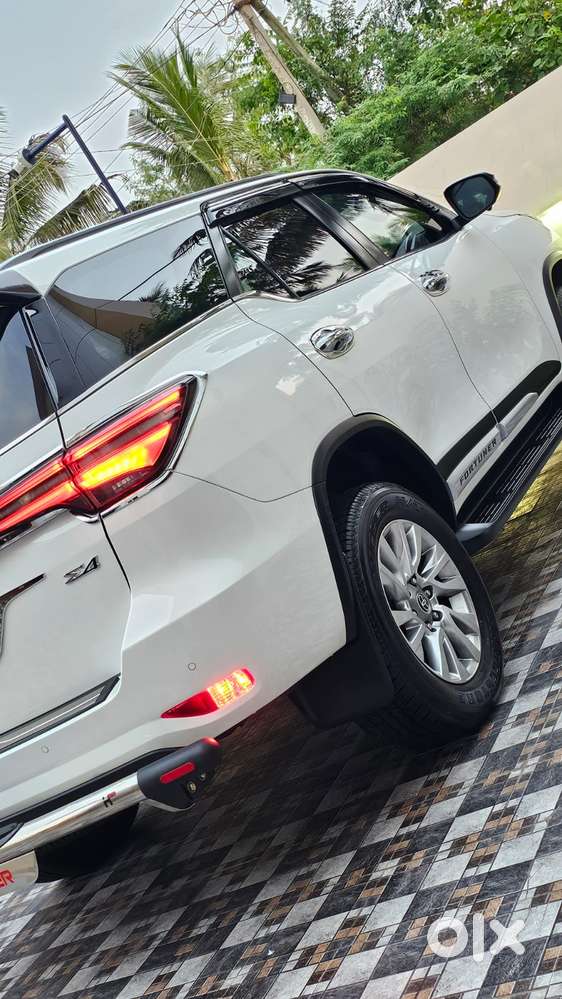 Toyota Fortuner 4x4 Mt 2.8 Diesel, 2023, Diesel
