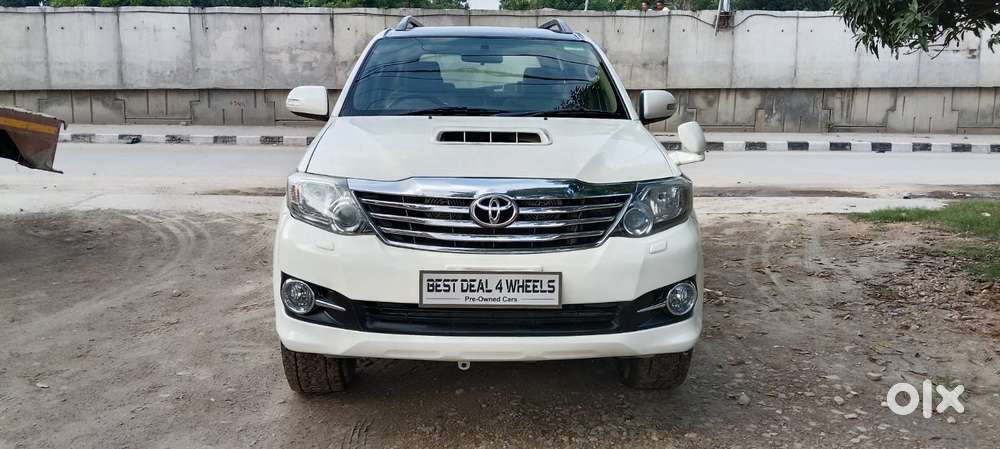 Toyota Fortuner 4x2 Manual, 2017, Diesel