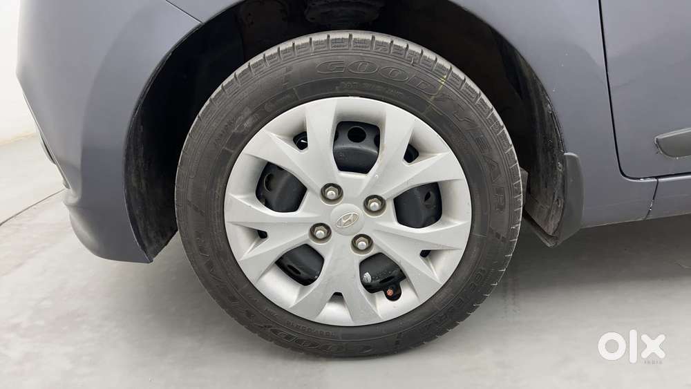 Hyundai Grand I10 1.2 Kappa Sportz, 2015, Petrol