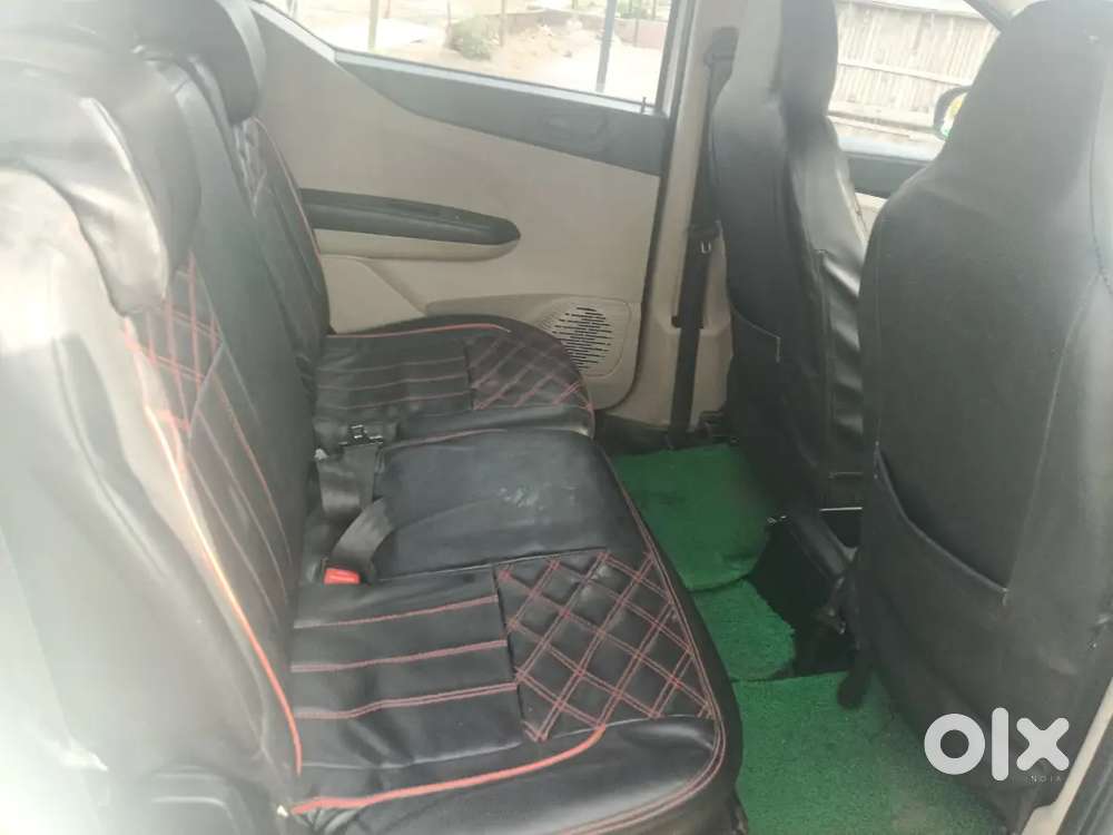 Triber 7 Seater Rxl 2024 With Cng