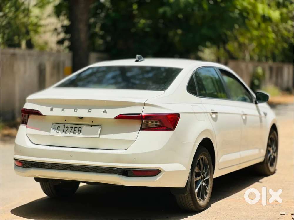 Skoda Slavia Ambition 1.0l Tsi Mt, 2022, Petrol