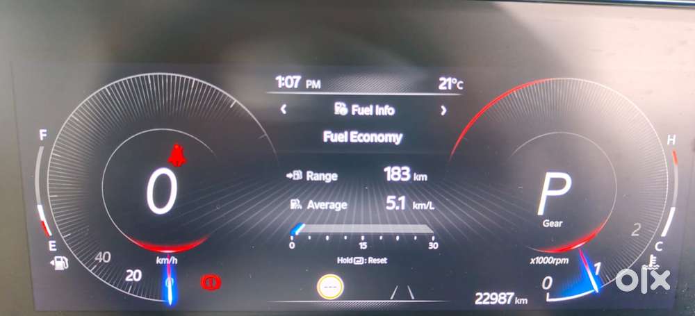 Mahindra Xuv700 2.0 Ax 7 Petrol At Str, 2023, Petrol