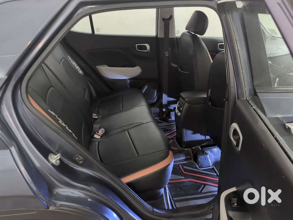 Hyundai Venue 1.0 S (o) Turbo Dct, 2024, Petrol