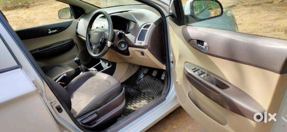 Hyundai I20 2009-2011 Magna, 2011, Cng & Hybrids