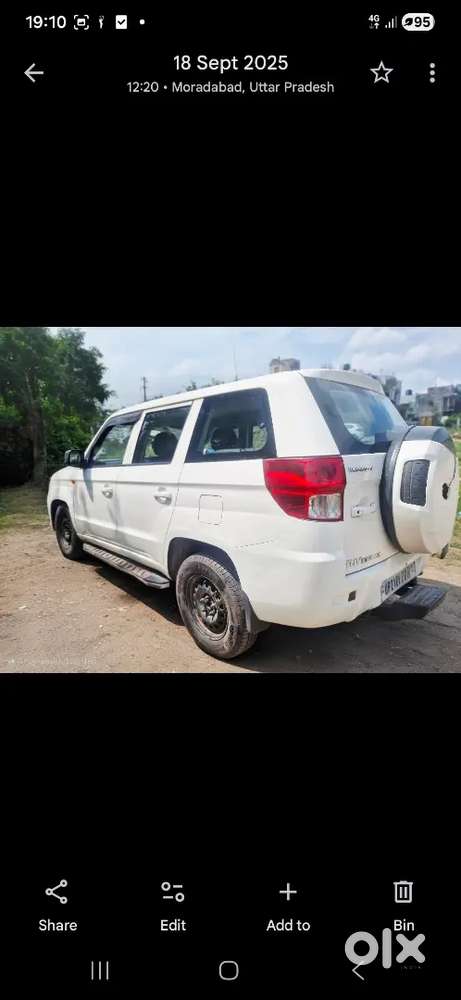 9 Seater Car