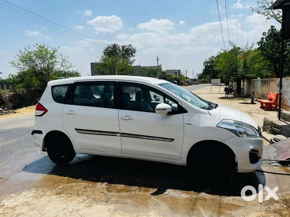 Maruti Suzuki Ertiga 2018 Smart Hybrid