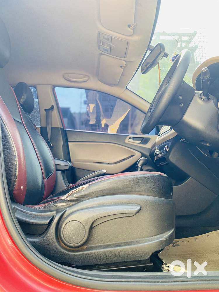 Hyundai Elite I20 Sportz Plus Dual Tone, 2015, Petrol