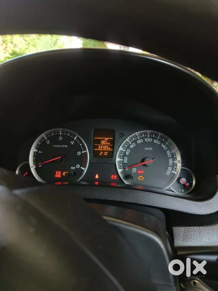 Maruti Suzuki Swift 2015 Diesel 33457 Km Driven