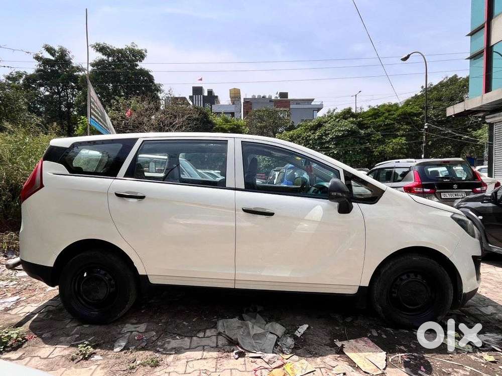 Mahindra Marazzo M2, 2019, Diesel