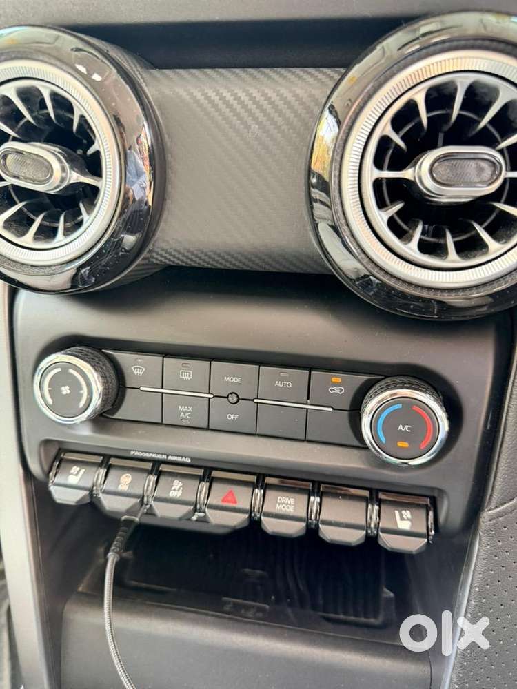 Mahindra Thar Roxx 2025 Diesel Manual