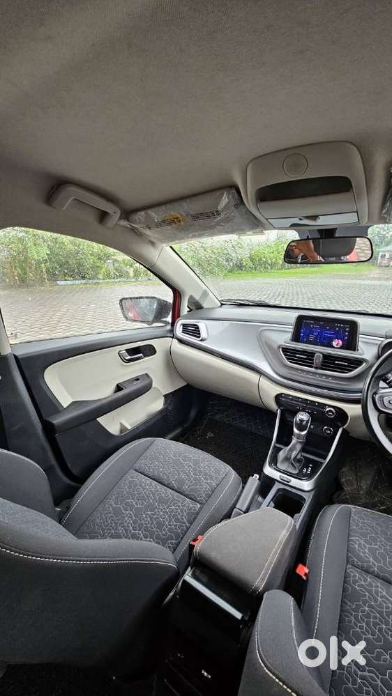 Tata Altroz Xz, 2022, Petrol