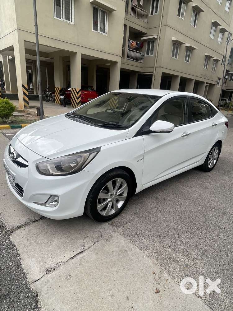 Hyundai Verna 1.6 Sx (o) Vtvt At, 2012, Petrol