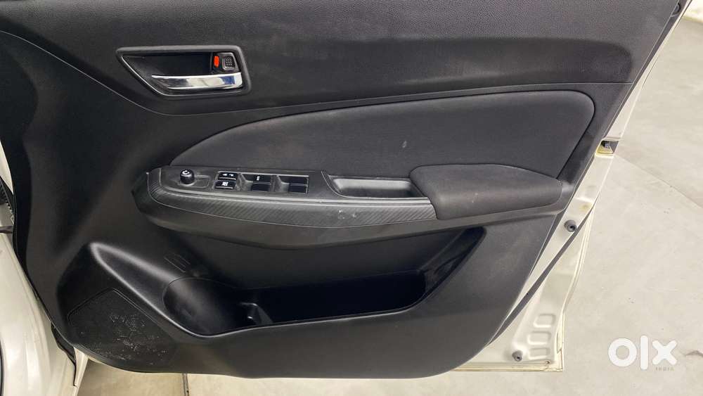 Maruti Suzuki Swift 2018 Amt Vxi, 2022, Petrol