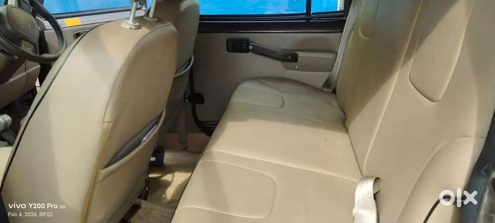 Mahindra Bolero Champer Gold