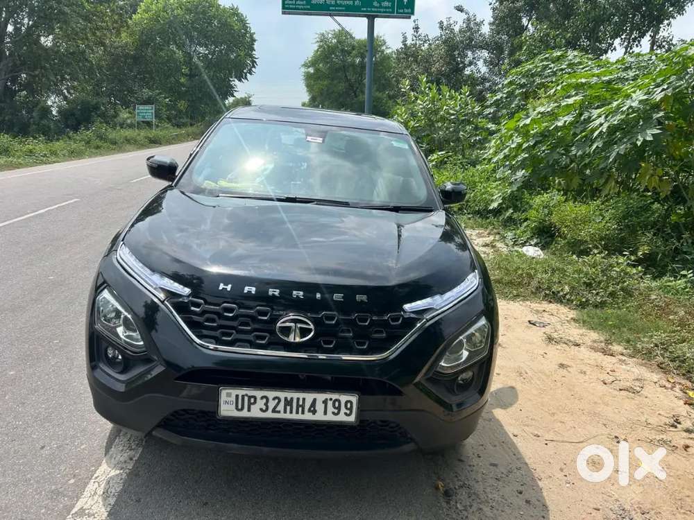 Tata Harrier Diesel  With Sunroof 2.0 2022 Jet Black Color 2nd Owner
