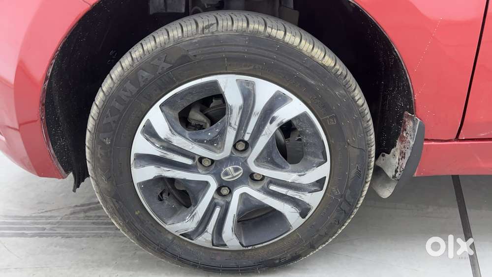 Tata Tiago Xza, 2019, Petrol