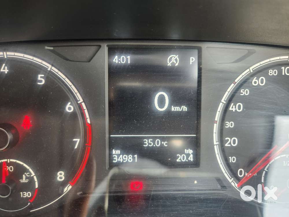 Volkswagen Taigun 1.0 Tsi Highline At, 2023, Petrol
