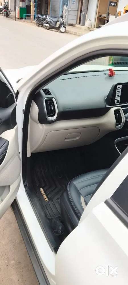 Kia Sonet Htx Automatic Diesel 2022 December 1st Owner