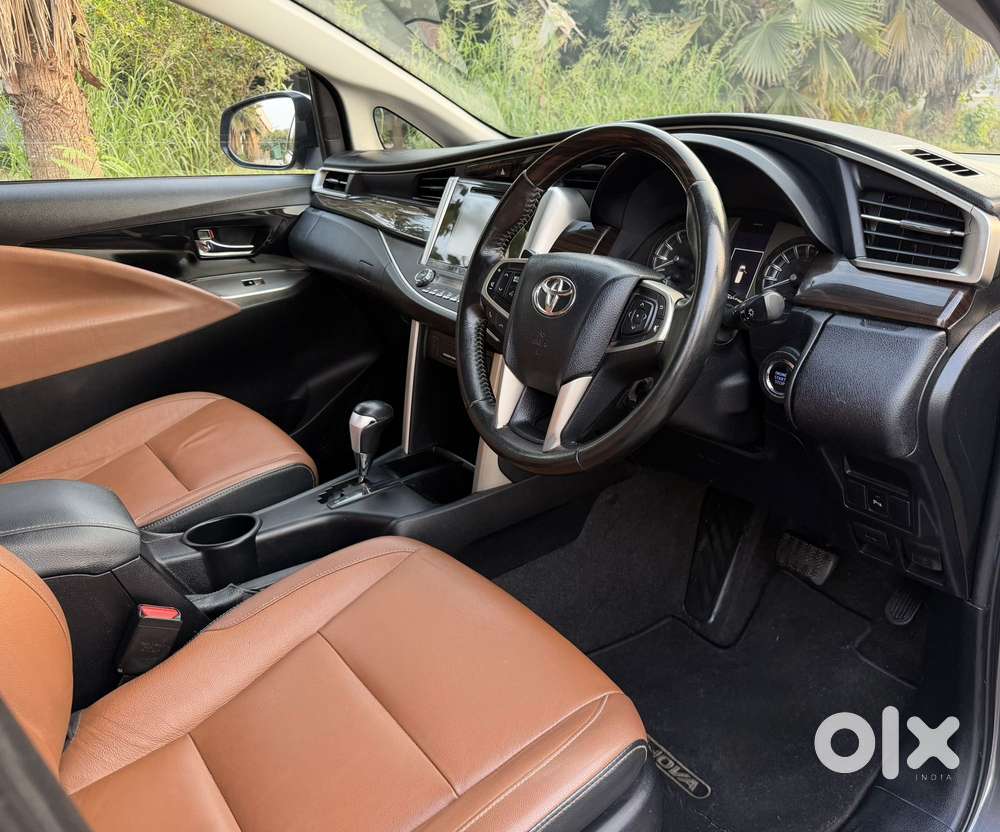 Toyota Innova Crysta 2.7 Zx At, 2017, Petrol