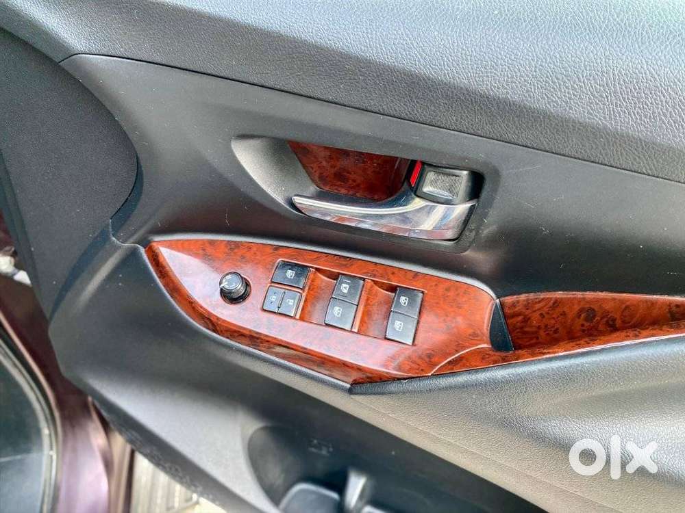Toyota Innova Crysta 2.8 Gx At, 2017, Diesel