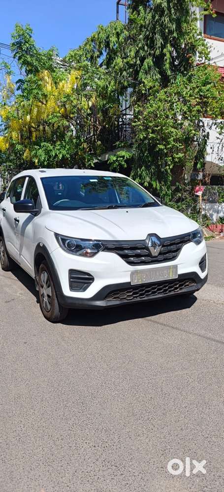Renault Triber Rxl, 2022, Petrol