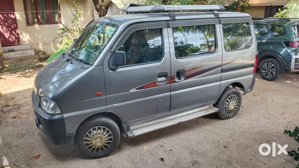 Maruti Suzuki Eeco 7 Seater Standard, 2017, Petrol