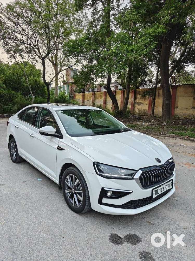 Skoda Slavia Style 1.0l Tsi At, 2022, Petrol