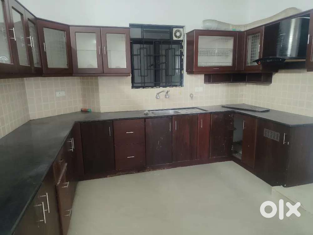 3BHK in Kadavanthra