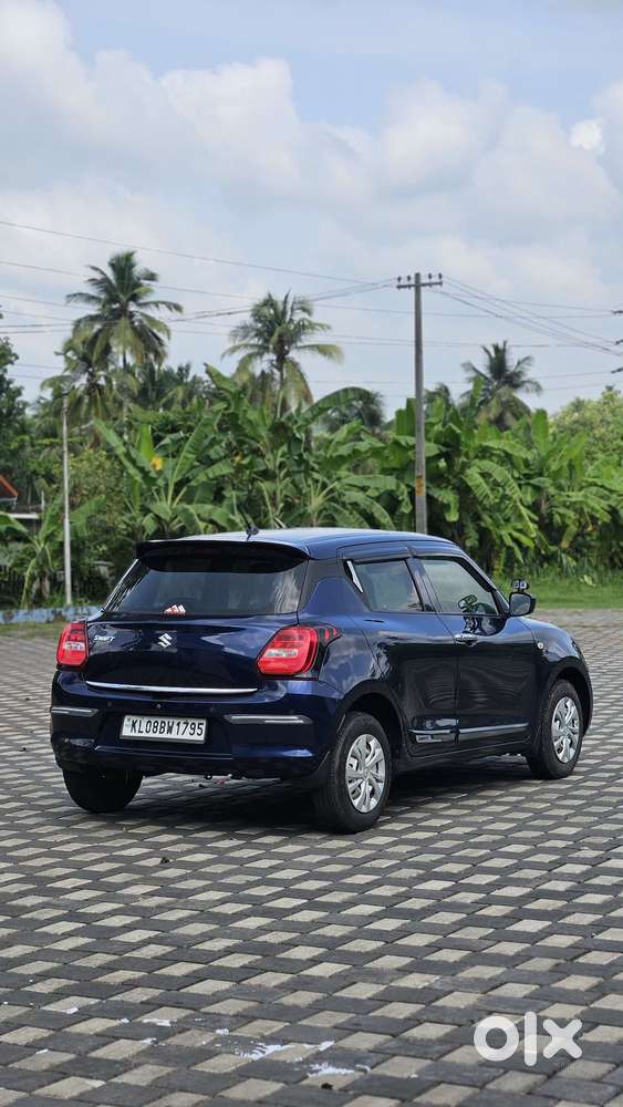 Maruti Suzuki Swift 1.2 Lxi (o), 2020, Petrol