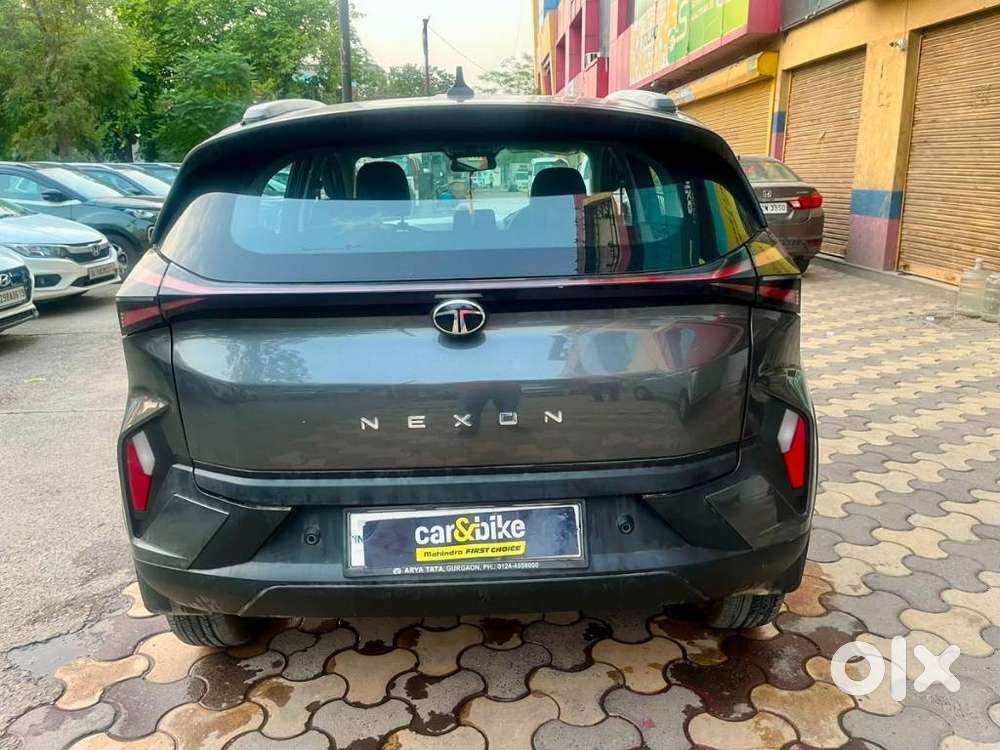 Tata Nexon Smart Plus S 1.2 Revotron Petrol 5 Mt, 2025, Diesel
