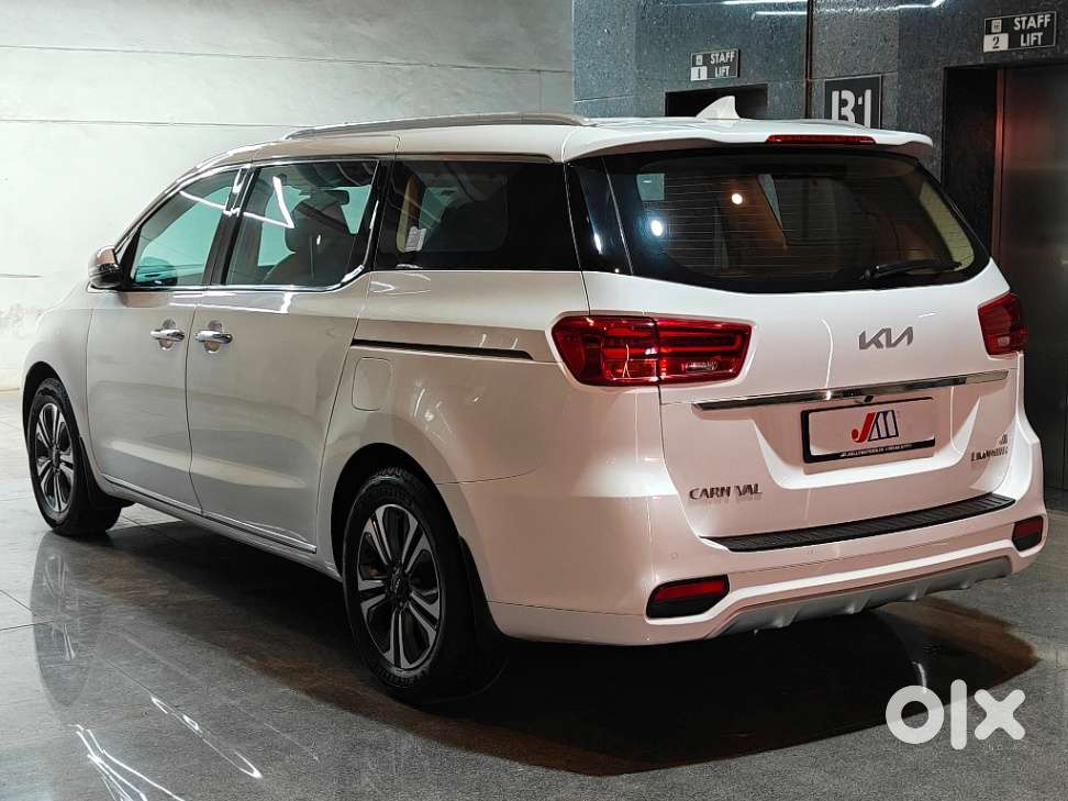 Kia Carnival Limousine Plus 7 Str, 2022, Diesel