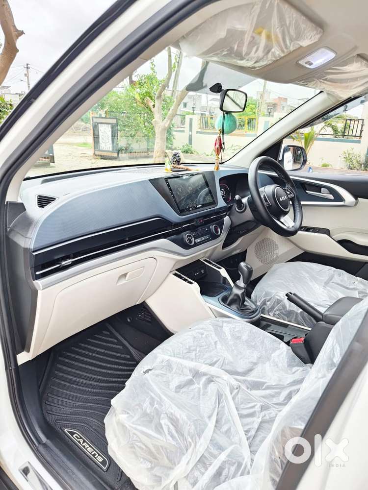 Kia Carens 1.4 Premium 7 Str, 2024, Petrol