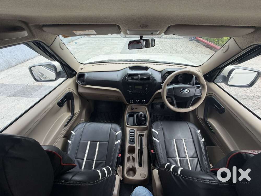 Mahindra Tuv 300 T6 Plus, 2020, Diesel