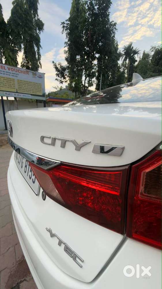 Honda City V Mt, 2015, Petrol