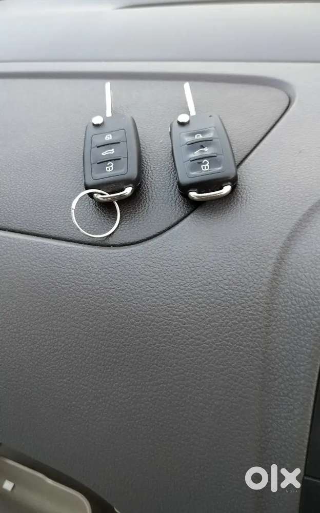 Volkswagen Vento Petrol 2013