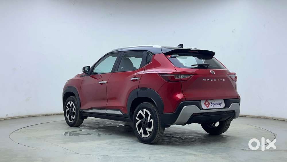 Nissan Magnite 1.0 Xv Dual Tone, 2023, Petrol