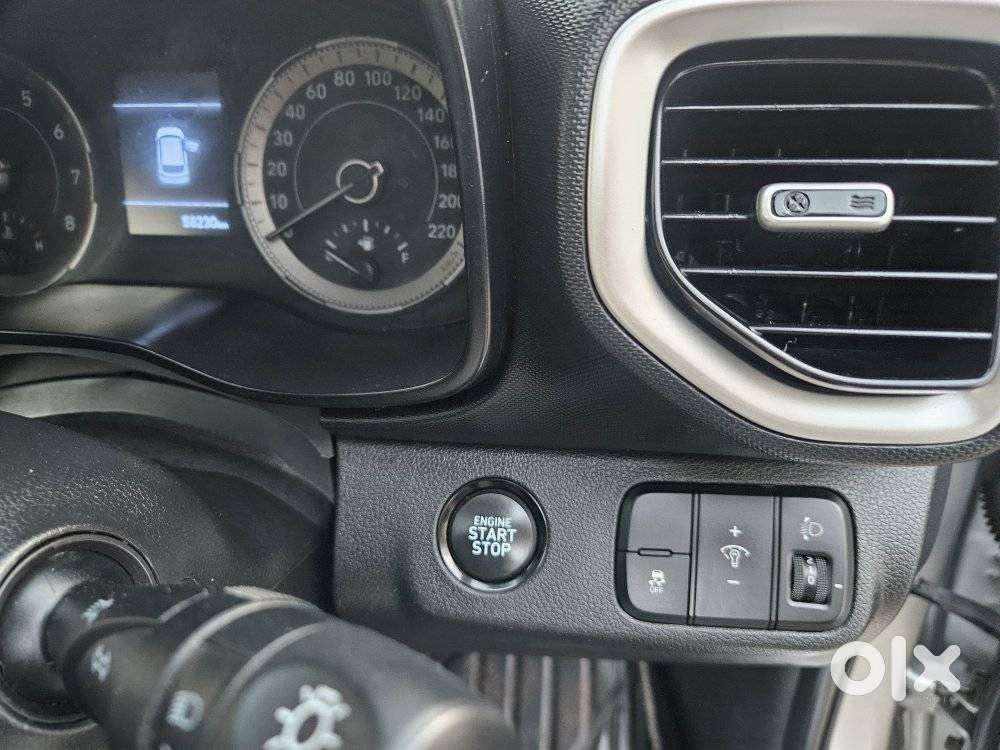 Hyundai Venue Sx Plus Turbo Dct, 2019, Petrol