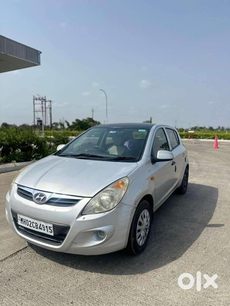 Hyundai Petrol Car 2011