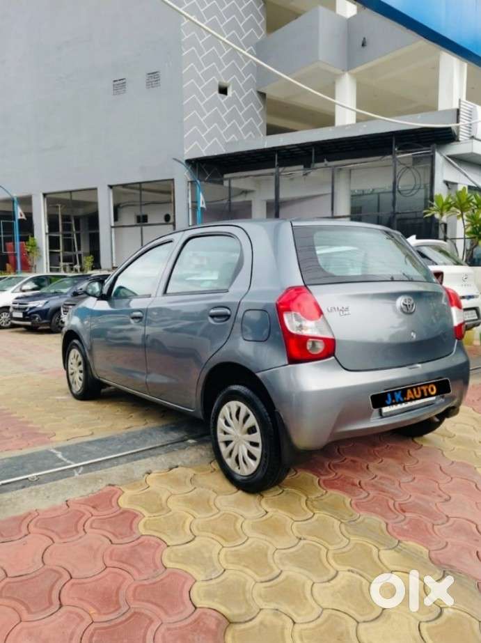 Toyota Etios Liva, 2016, Petrol