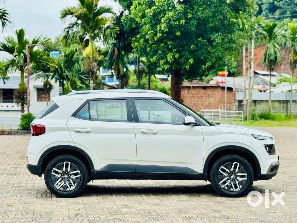 Hyundai Venue 1.0l Turbo Gdi Sx Mt, 2022, Petrol