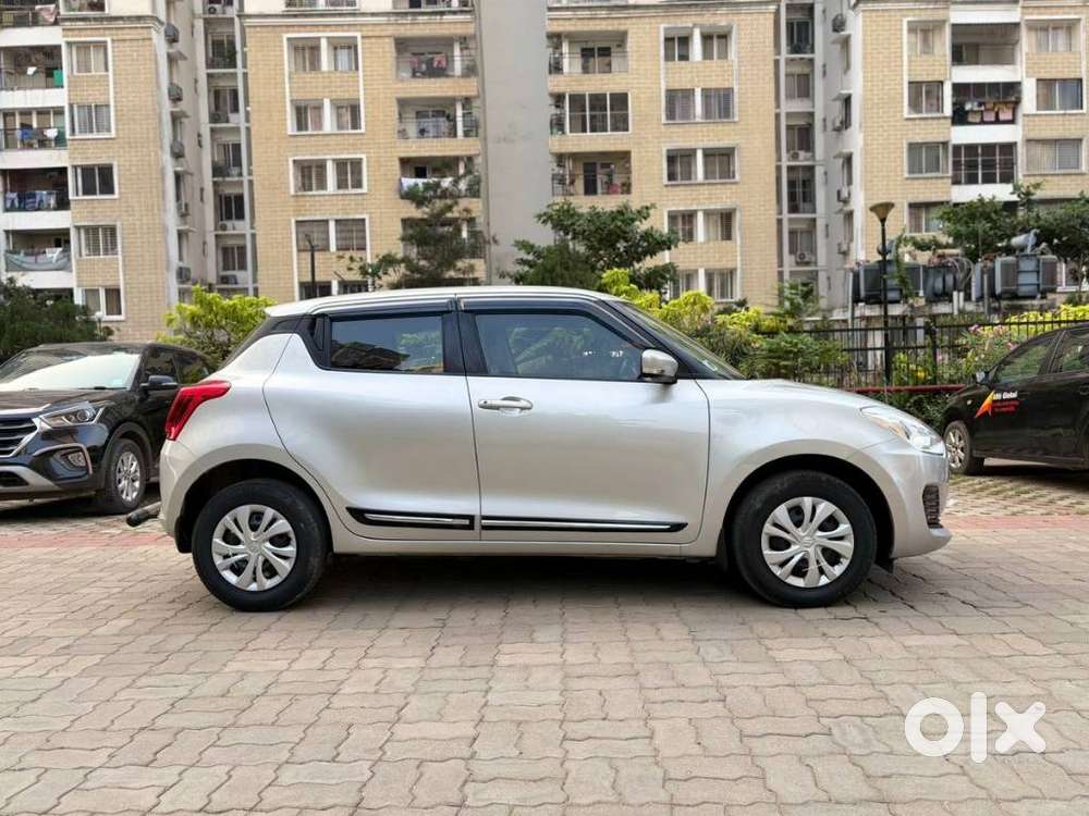 Maruti Suzuki Swift Vxi Optional, 2021, Petrol
