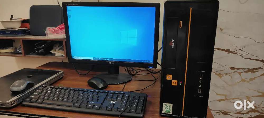 Computer desktop with LG Monitor
