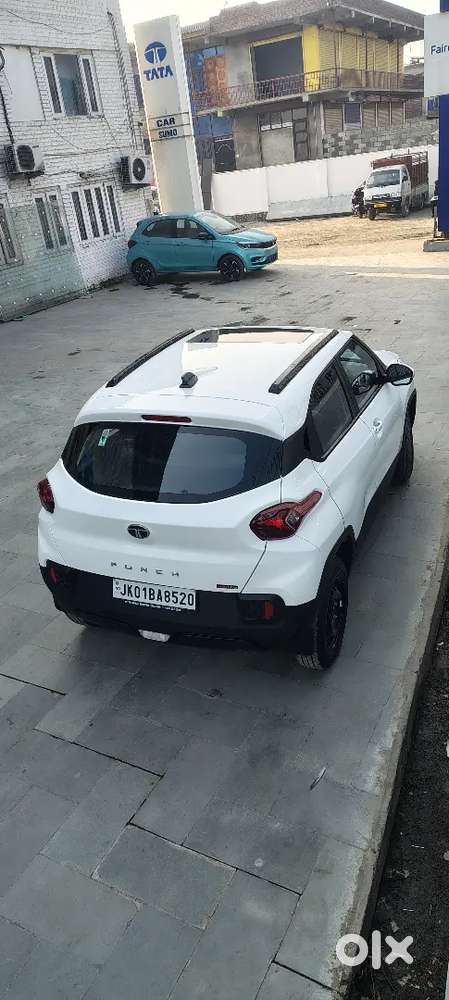 Tata Punch 2025 Petrol Well Maintained