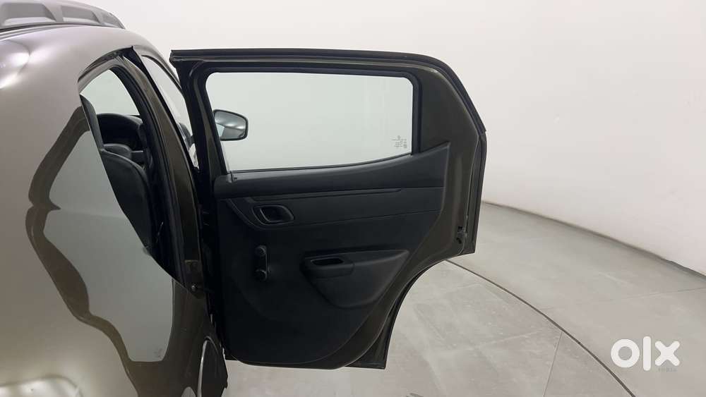 Renault Kwid 1.0 Rxt Sce Special (o), 2017, Petrol