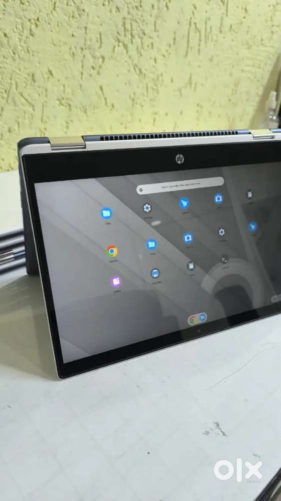 Hp crome book 8gb ram 64gb with charger