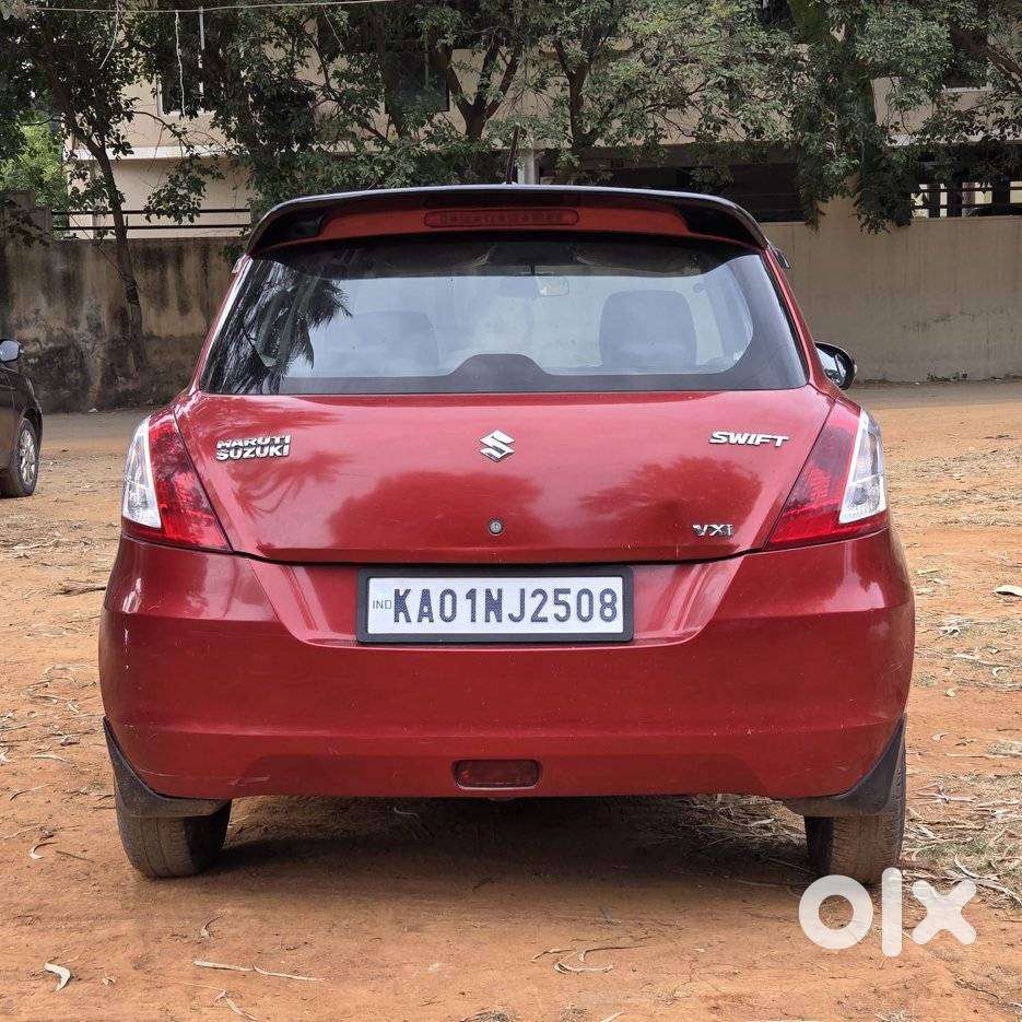 Maruti Suzuki Swift Vxi Abs Bsiv, 2013, Petrol