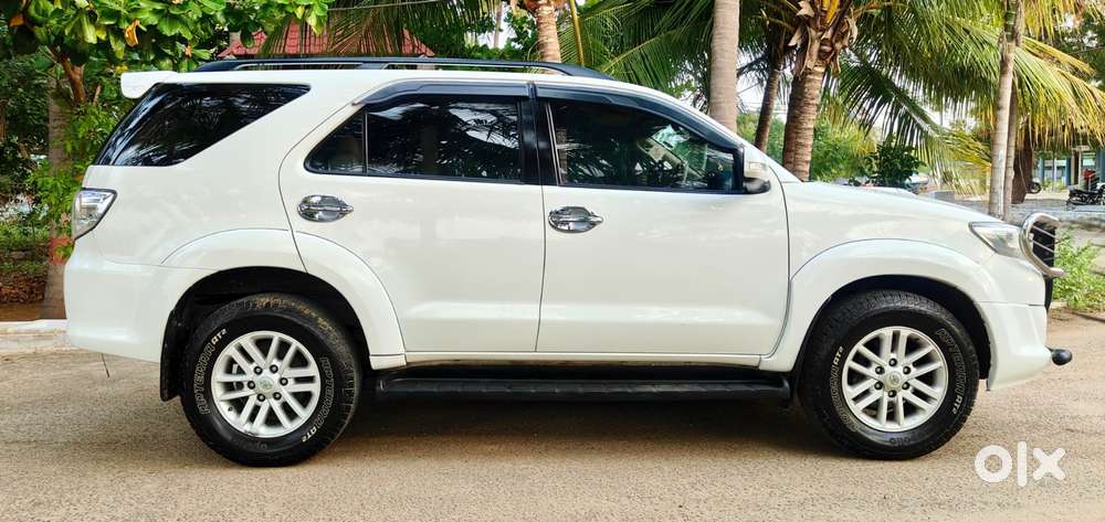 Toyota Fortuner 3.0 4x2 Automatic, 2012, Diesel